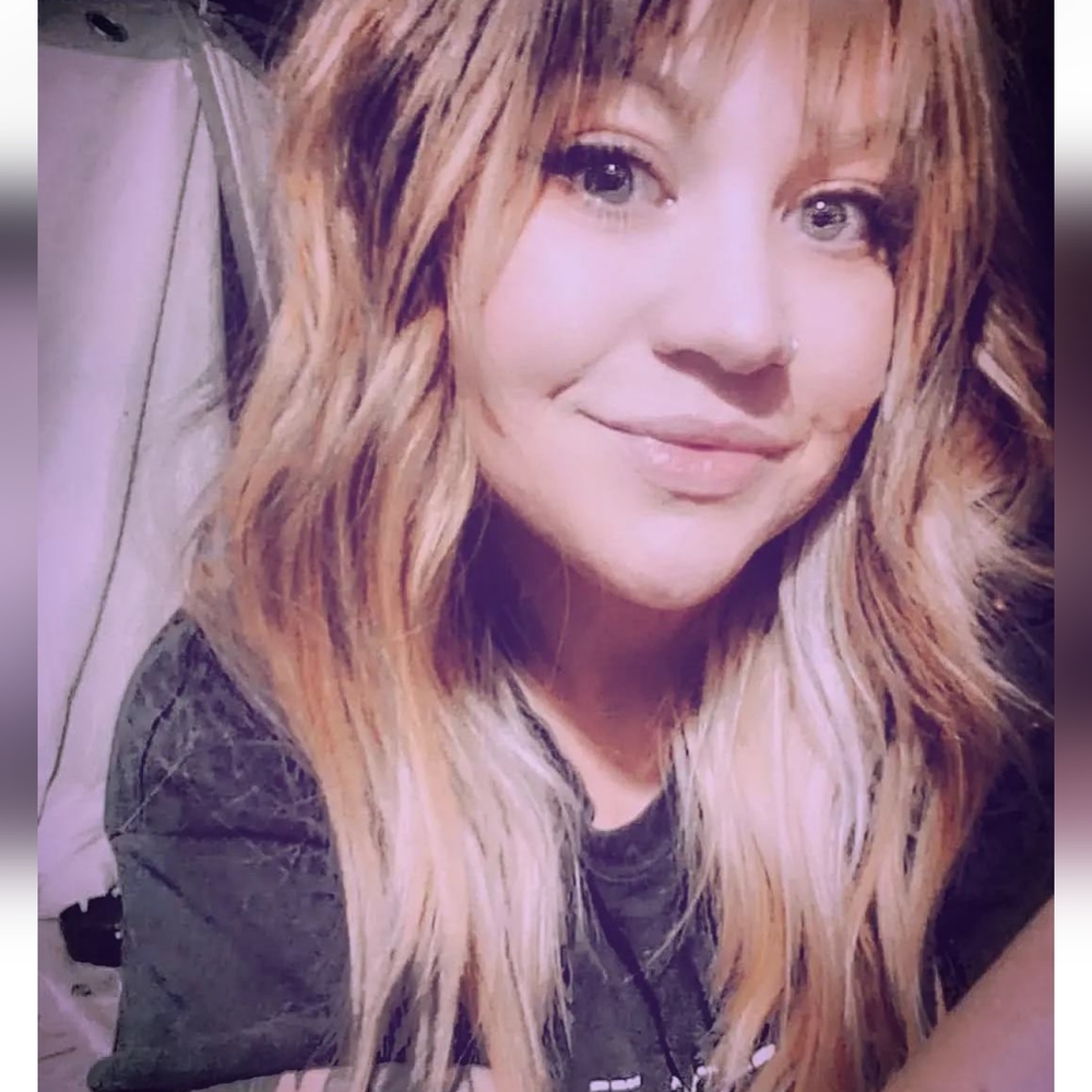Meet your Posher, Brittney
